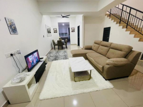 Gaya's Homestay Sri Klebang